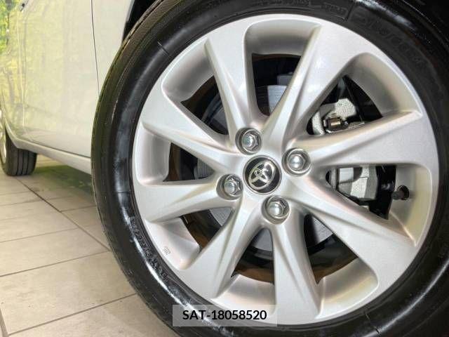 Toyota AQUA 2022-02 338172-13