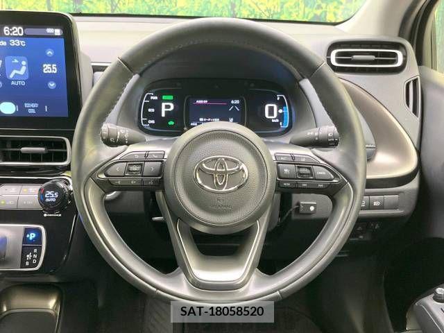 Toyota AQUA 2022-02 338172-11