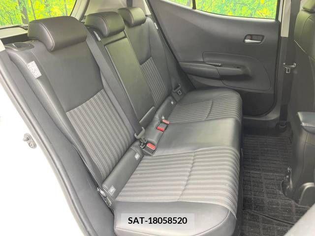 Toyota AQUA 2022-02 338172-9