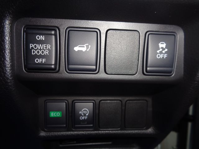 Nissan X-TRAIL 2018-05 9572-18