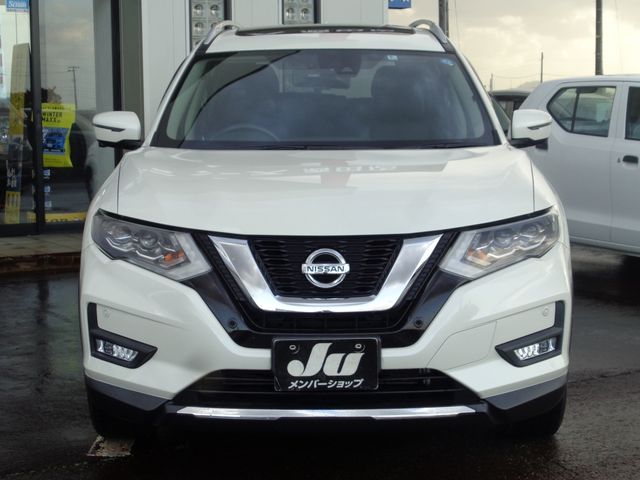 Nissan X-TRAIL 2018-05 9572-3