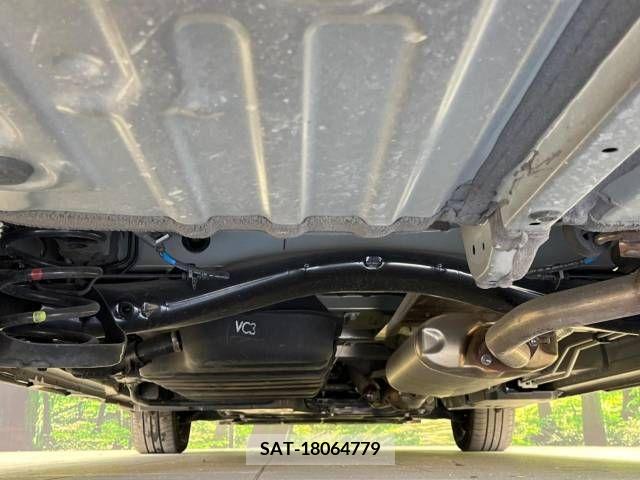 Isuzu ELF TRUCK 2017-10 206015-18