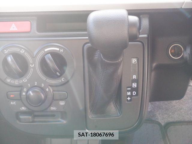 Suzuki ALTO 2017-02 327471-16