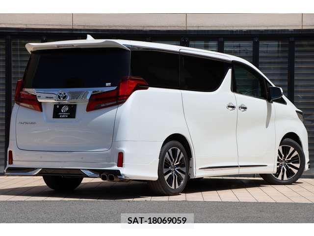 Toyota ALPHARD 2022-05 278536-2