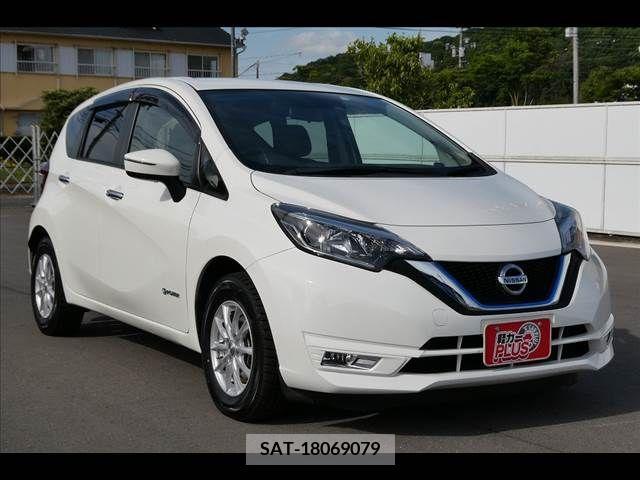 Nissan NOTE 2017-03 279877-15