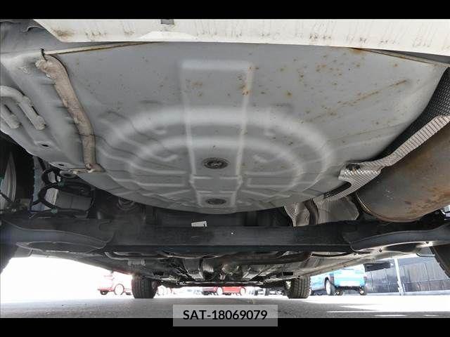 Nissan NOTE 2017-03 279877-13