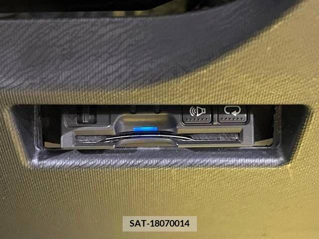 Toyota AQUA 2017-08 314320-6