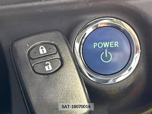 Toyota AQUA 2017-08 314320-7