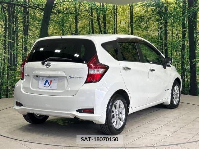 Nissan NOTE 2016-11 341887-17