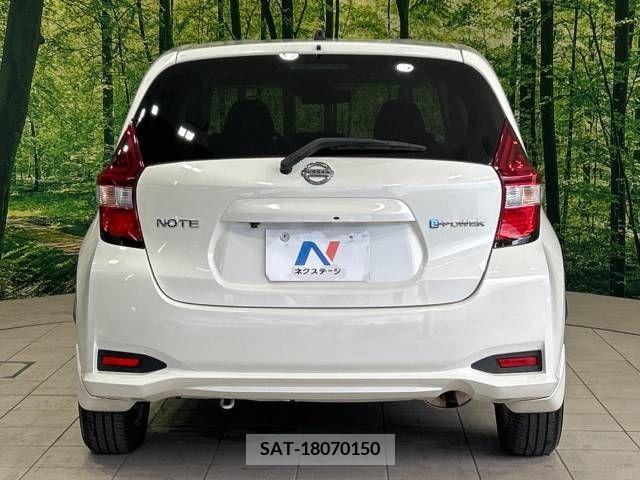 Nissan NOTE 2016-11 341887-15