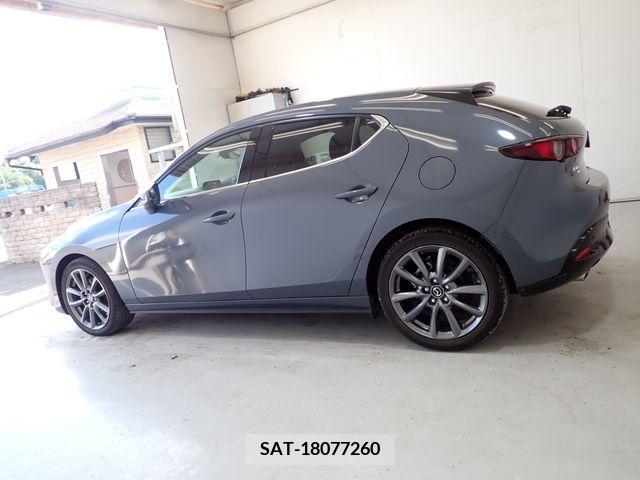 Mazda MAZDA3 2021-08 363275-6