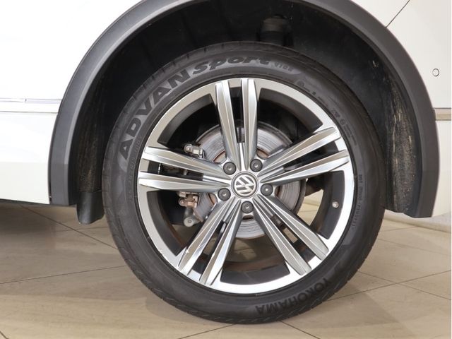 VolksWagen TIGUAN 2019-09 21912-27