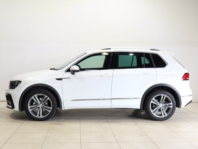 VolksWagen TIGUAN 2019-09 21912-4