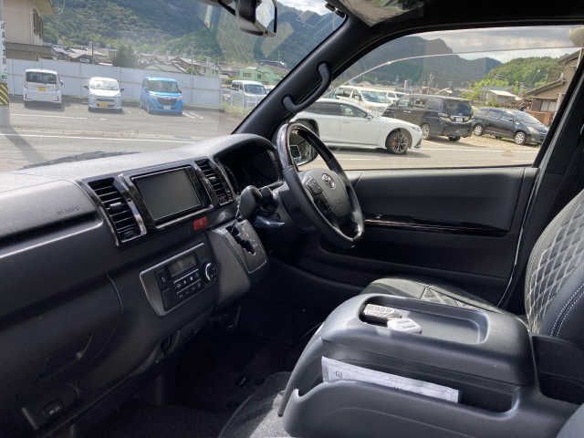 Toyota REGIUSACE VAN 2019-11 16459-1