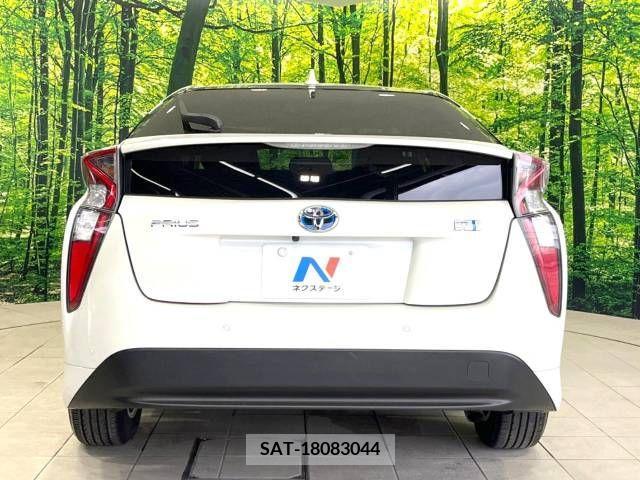 Toyota PRIUS 2017-11 282160-15