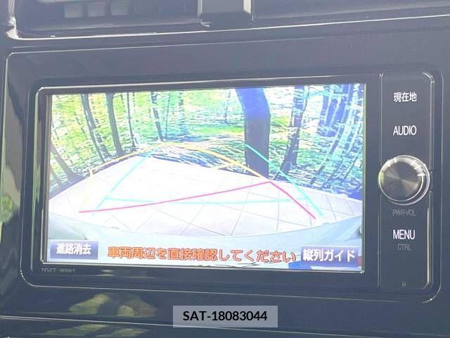 Toyota PRIUS 2017-11 282160-4