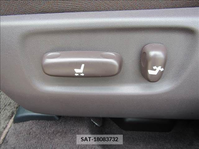 Toyota SAI 2009-12 340223-21