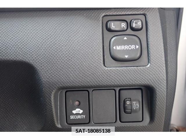 Toyota RACTIS 1999-07 351946-17