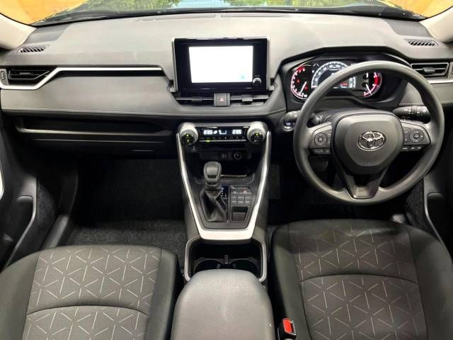 Toyota RAV4 2023-05 13976-1