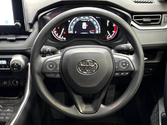 Toyota RAV4 2023-05 13976-11