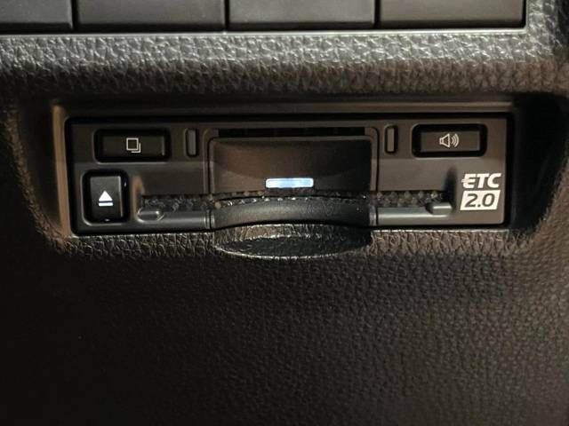 Toyota RAV4 2023-05 13976-6