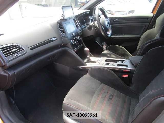 Renault MEGANE 2019-06 342489-15