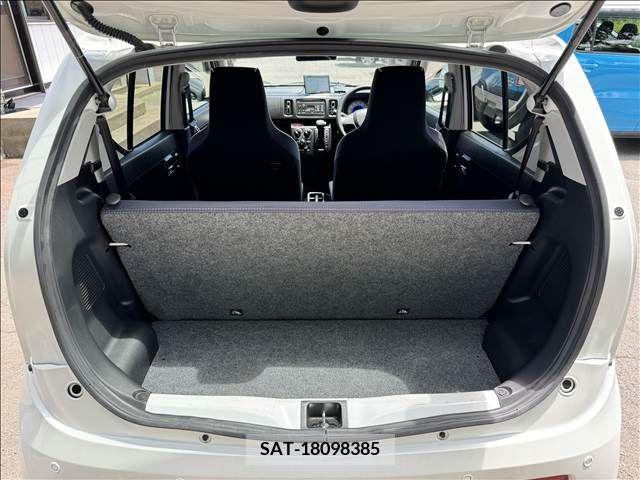 Suzuki ALTO 2019-10 305165-10