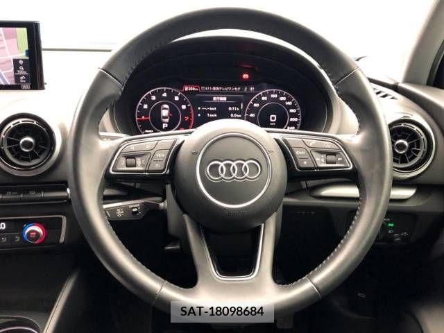 Audi A3 SEDAN 2020-06 356459-10