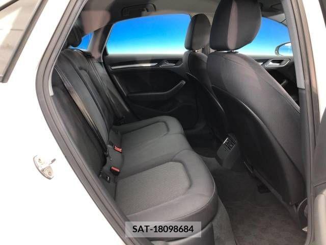 Audi A3 SEDAN 2020-06 356459-9