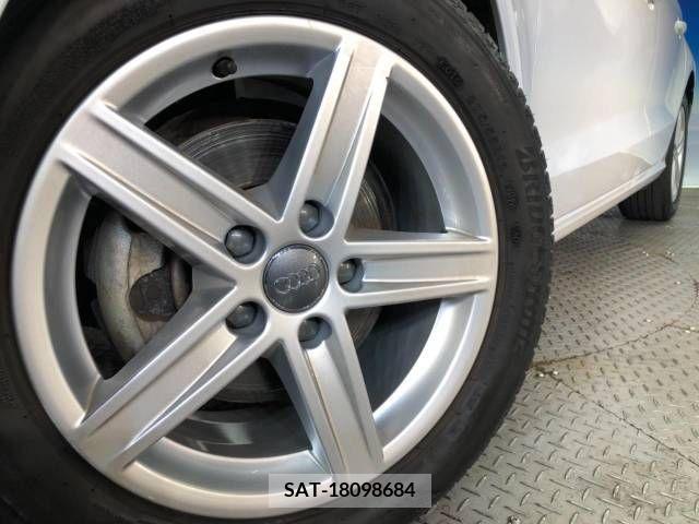 Audi A3 SEDAN 2020-06 356459-14
