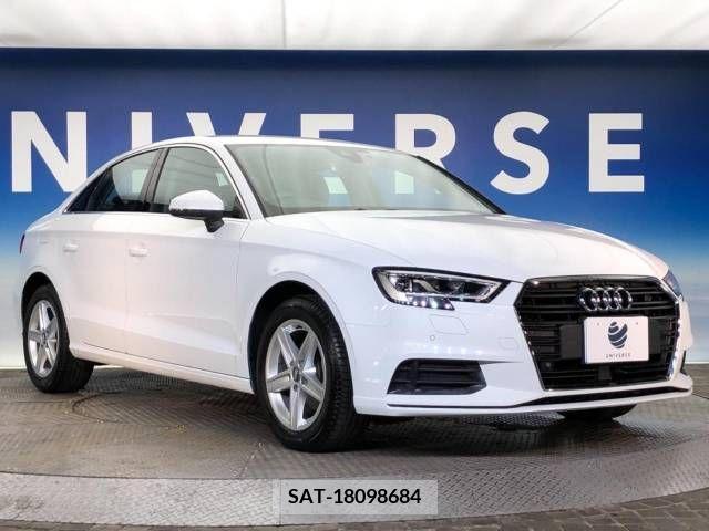 Audi A3 SEDAN 2020-06 356459-17