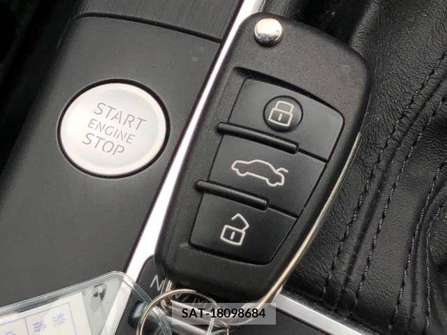 Audi A3 SEDAN 2020-06 356459-7