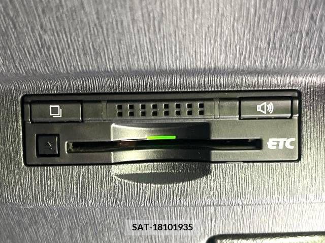 Toyota PRIUS 2013-11 376758-4
