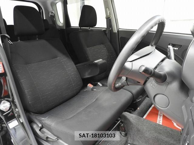 Daihatsu MOVE CUSTOM 2014-10 233821-10