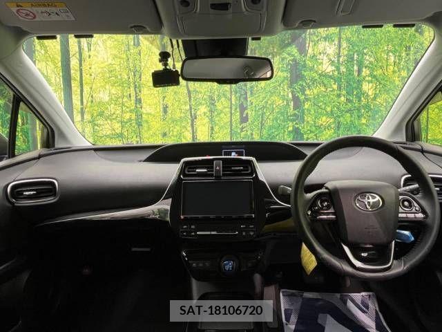 Toyota PRIUS 2019-06 211957-1