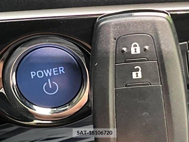Toyota PRIUS 2019-06 211957-7