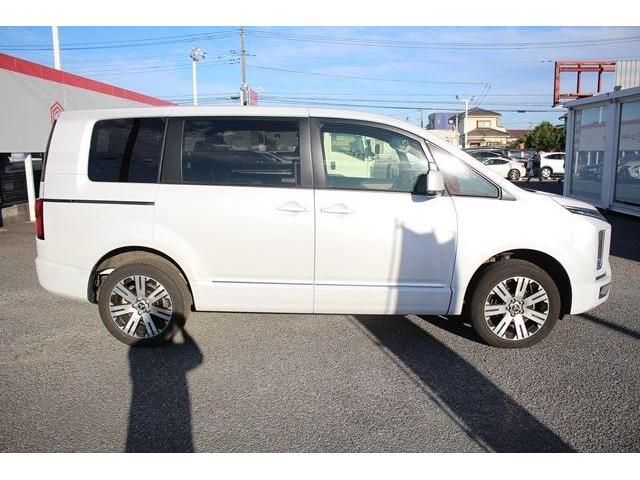 Mitsubishi DELICA D5 2022-03 14890-7