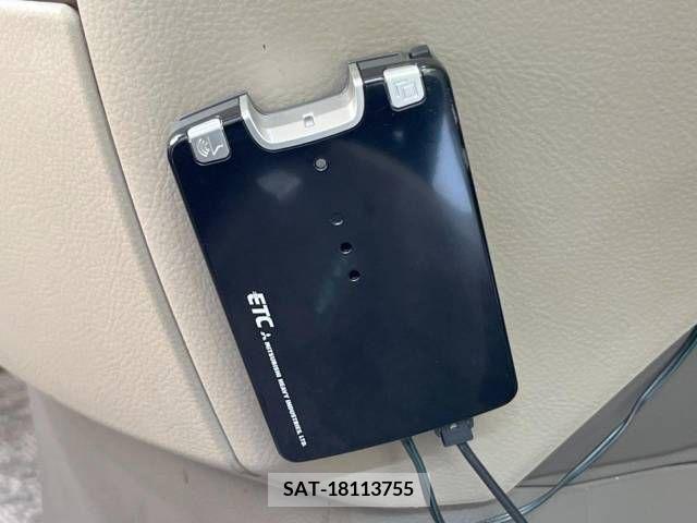 Toyota NOAH 2005-07 300590-4