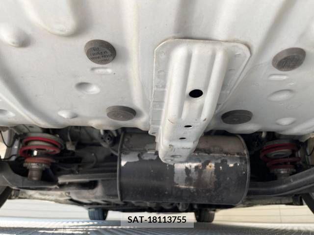 Toyota NOAH 2005-07 300590-19