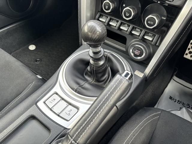Toyota 86 2016-09 189441-25