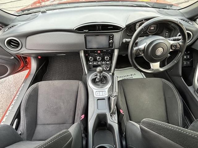 Toyota 86 2016-09 189441-18