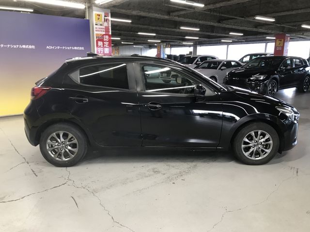 Mazda DEMIO 2017-09 21612-5
