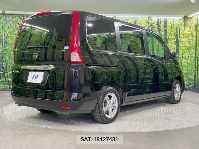 Nissan SERENA 2010-01 367796-17