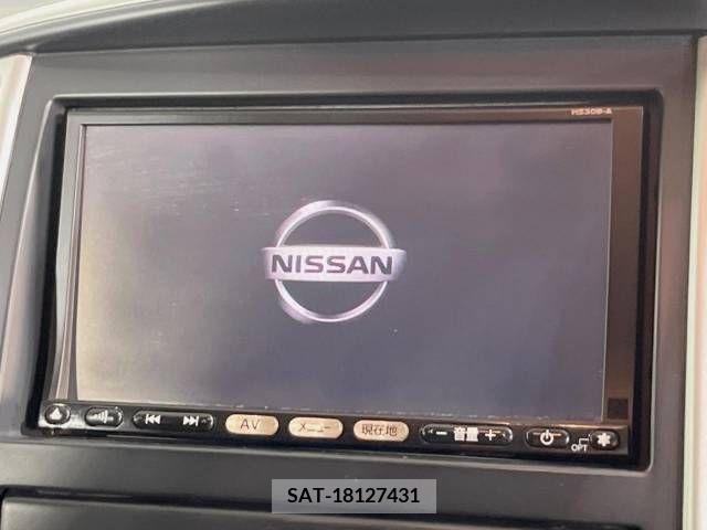 Nissan SERENA 2010-01 367796-3