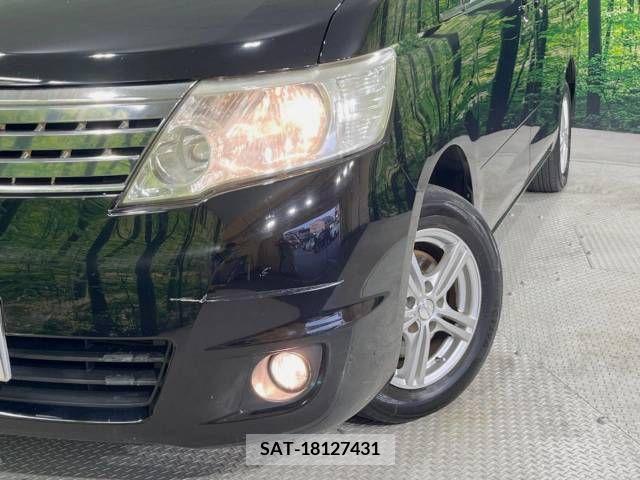 Nissan SERENA 2010-01 367796-9