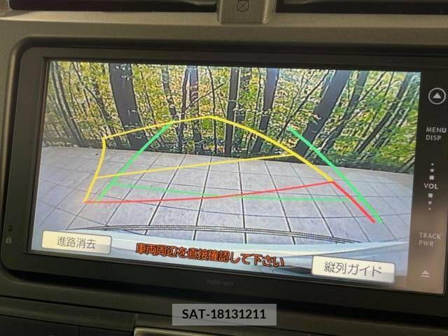 Toyota RACTIS 2011-10 382615-3