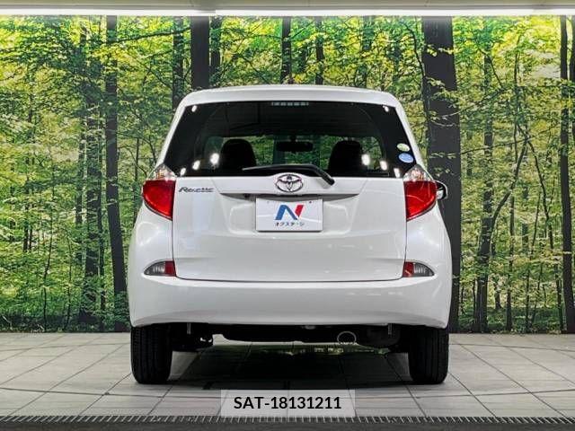 Toyota RACTIS 2011-10 382615-15