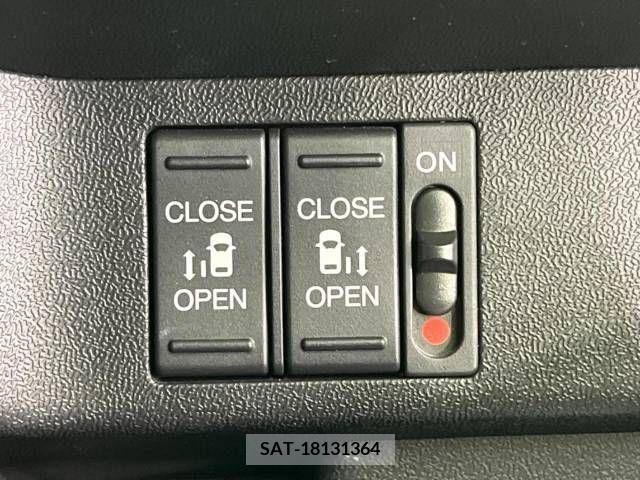 Honda STEP WGN 2017-07 339987-2