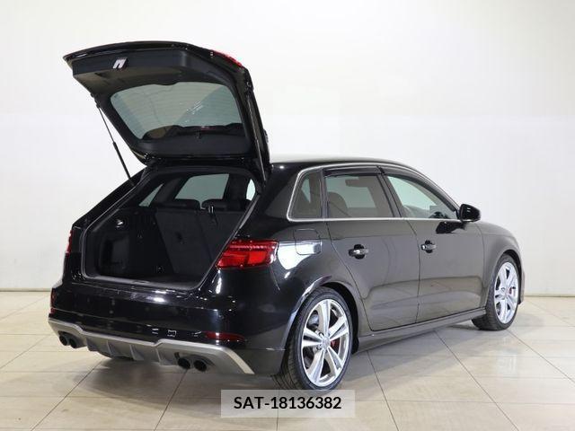 Audi S3 2017-08 248655-8