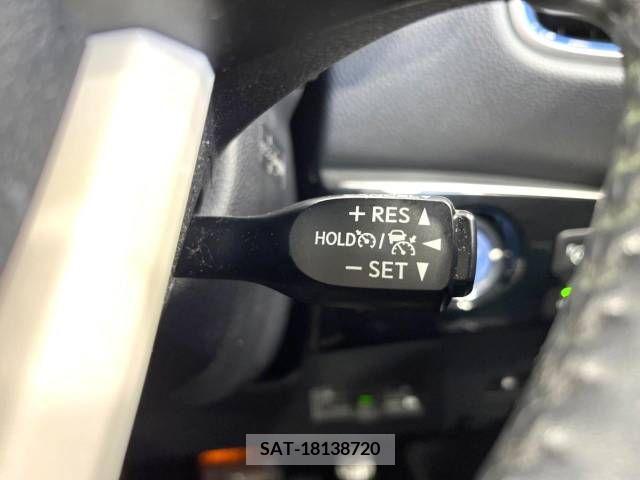 Toyota PRIUS 2016-01 221433-6